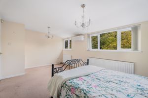 Bedroom- click for photo gallery